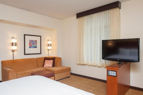 Hyatt Place Des Moines Downtown - image 33