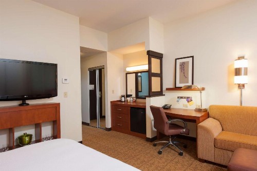 Hyatt Place Des Moines Downtown - image 6