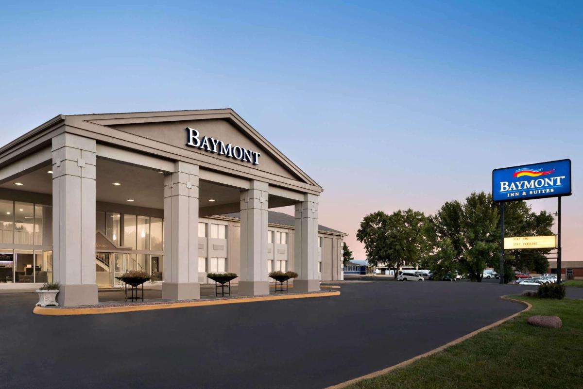 Baymont by Wyndham Des Moines North - image 2