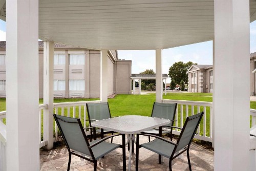Baymont by Wyndham Des Moines North - image 22