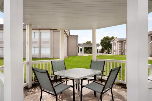 Baymont by Wyndham Des Moines North - image 33