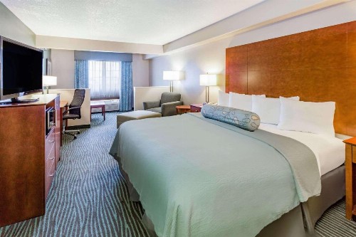 AmericInn by Wyndham Des Moines Airport - image 10