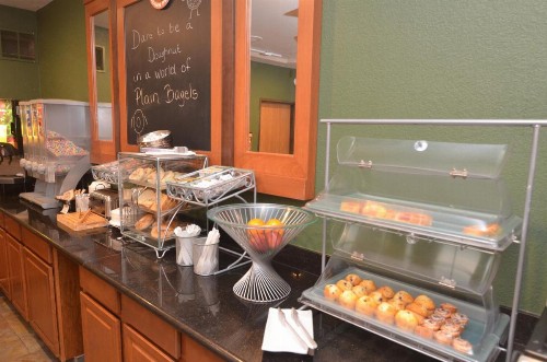 AmericInn by Wyndham Des Moines Airport - image 26