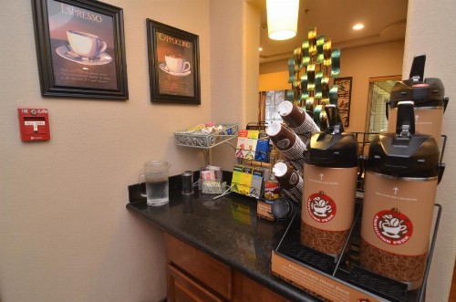 AmericInn by Wyndham Des Moines Airport - image 27