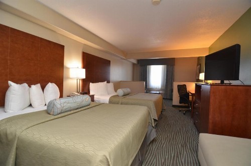 AmericInn by Wyndham Des Moines Airport - image 31