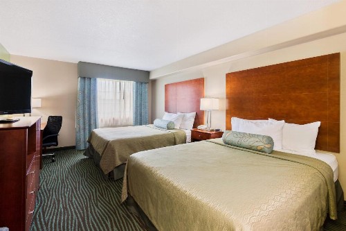 AmericInn by Wyndham Des Moines Airport - image 38