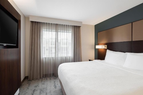 Residence Inn by Marriott Des Moines Downtown - image 21