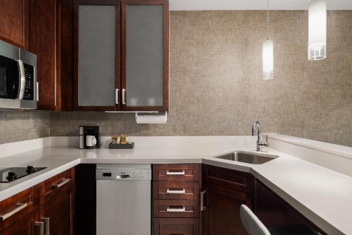 Residence Inn by Marriott Des Moines Downtown - image 30