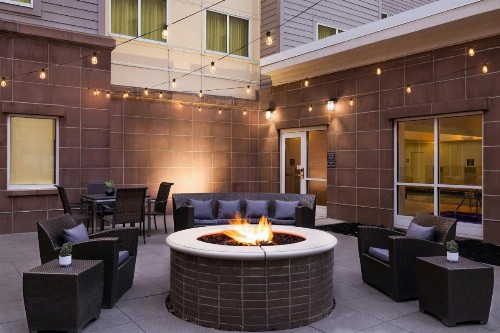 Residence Inn by Marriott Des Moines Downtown - image 40