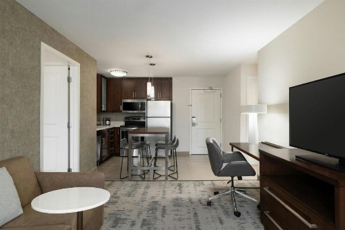 Residence Inn by Marriott Des Moines Downtown - image 43
