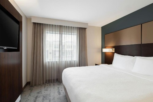 Residence Inn by Marriott Des Moines Downtown - image 47