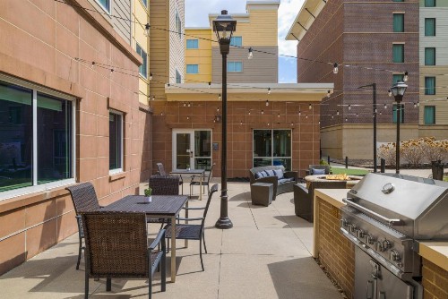 Residence Inn by Marriott Des Moines Downtown - image 7