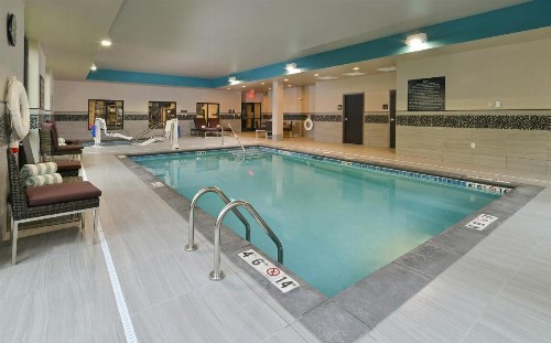 Hampton Inn & Suites Des Moines Downtown - image 42