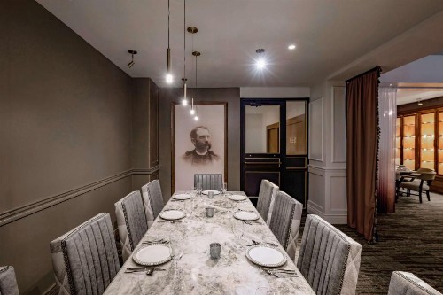 Hotel Fort Des Moines Curio Collection By Hilton - image 31