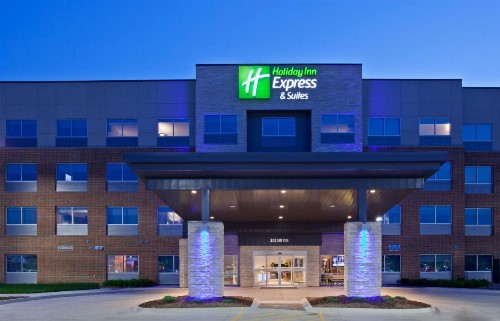 Holiday Inn Express and Suites Des Moines Downtown an IHG Hotel - image 35
