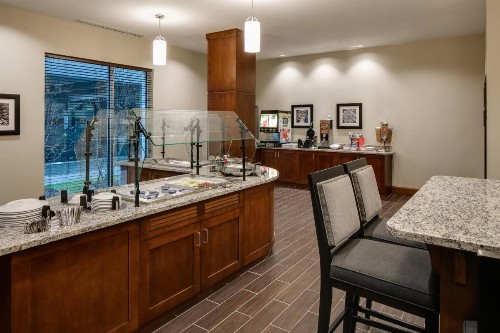 Staybridge Suites Des Moines Downtown an IHG Hotel - image 17