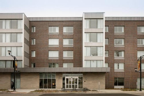 Staybridge Suites Des Moines Downtown an IHG Hotel - image 3