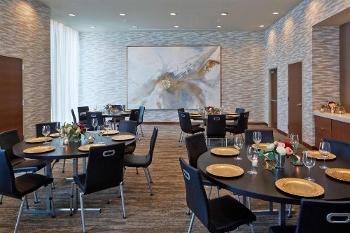 AC Hotel by Marriott Des Moines East Village - image 30