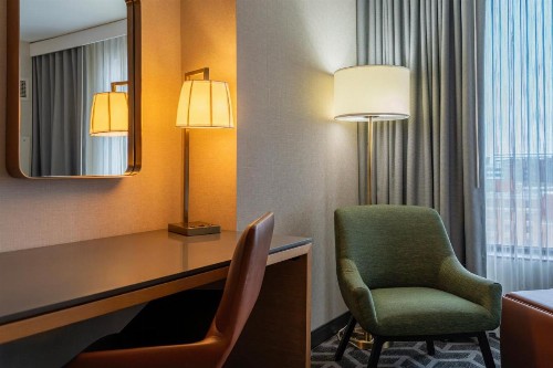 Hilton Des Moines Downtown - image 12