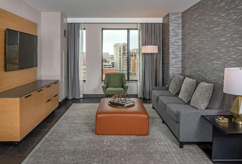 Hilton Des Moines Downtown - image 21