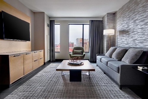 Hilton Des Moines Downtown - image 5