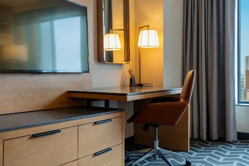 Hilton Des Moines Downtown - image 50
