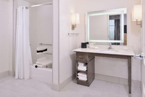 Homewood Suites Des Moines Airport - image 19