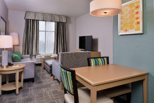 Homewood Suites Des Moines Airport - image 2