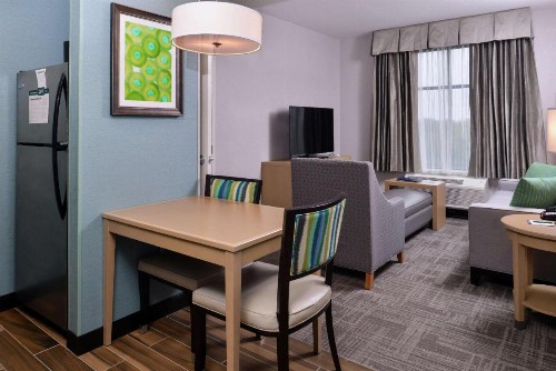 Homewood Suites Des Moines Airport - image 23