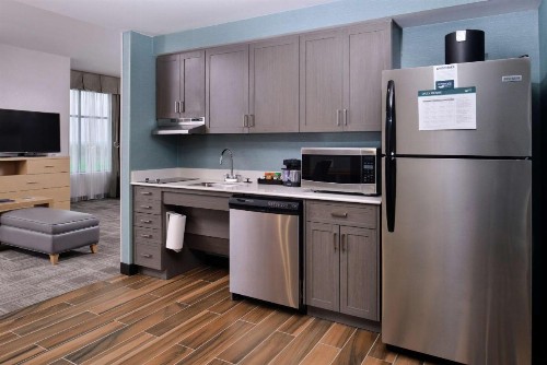 Homewood Suites Des Moines Airport - image 37