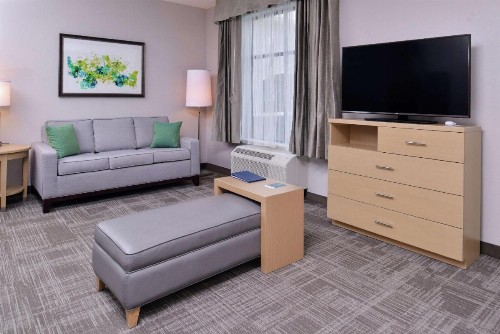 Homewood Suites Des Moines Airport - image 7