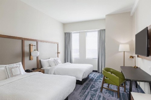 Fairfield Inn & Suites by Marriott Des Moines Downtown - image 11