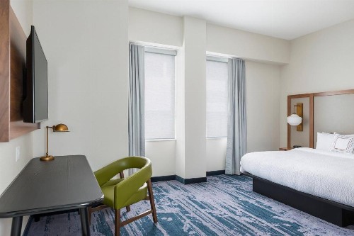 Fairfield Inn & Suites by Marriott Des Moines Downtown - image 18