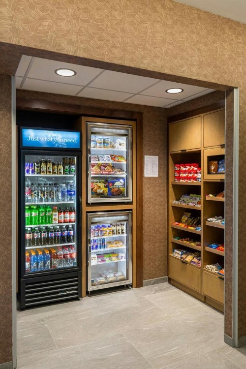 Fairfield Inn & Suites by Marriott Des Moines Downtown - image 2