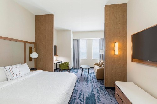 Fairfield Inn & Suites by Marriott Des Moines Downtown - image 23