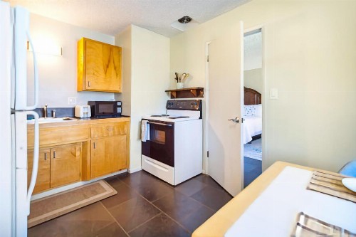 Lido Palms Resort & Spa - image 21