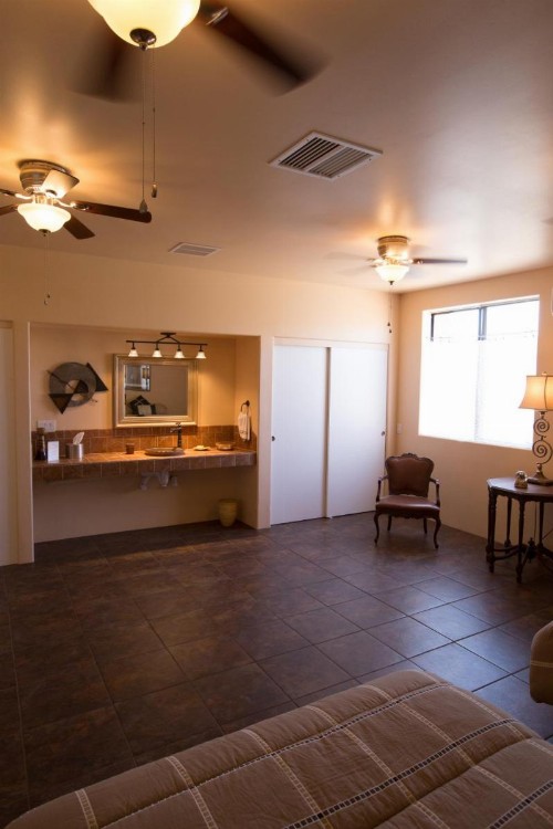 Turtle Back Mesa Bed and Breakfast - image 19