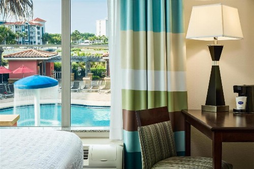 Hampton Inn & Suites Destin - image 27