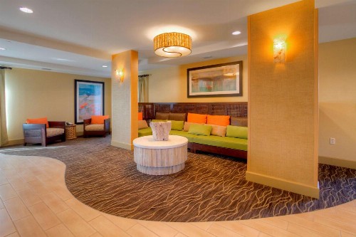 Hampton Inn & Suites Destin - image 9