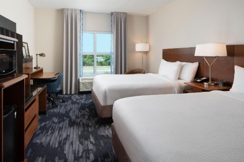 Fairfield Inn & Suites by Marriott Destin - image 10