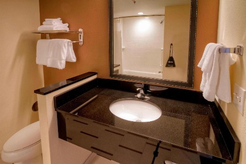 Fairfield Inn & Suites by Marriott Destin - image 46