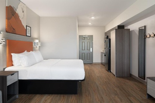 Best Western Sugar Sands Inn & Suites - image 38