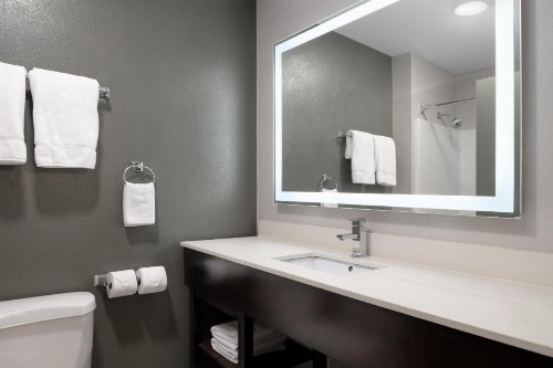 Best Western Sugar Sands Inn & Suites - image 43