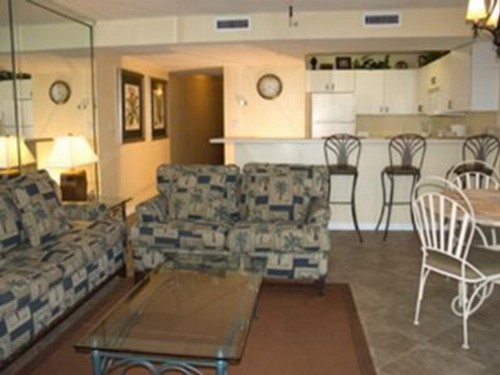 Pelican Beach Resort and Conference Center - image 5