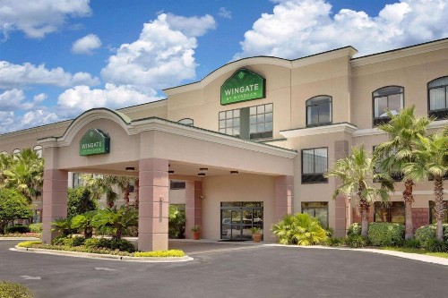 Wingate by Wyndham Destin - image 1