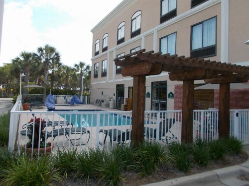 Wingate by Wyndham Destin - image 2