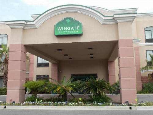 Wingate by Wyndham Destin - image 3