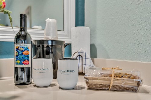 Beachside Inn - image 27