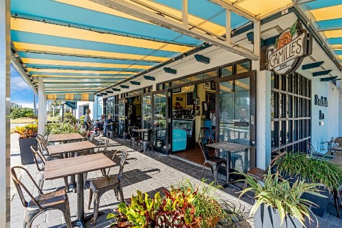Beachside Inn - image 32