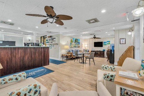 Beachside Inn - image 37